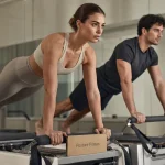 Pilates avant après : posture plus haute et tronc gainé