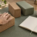 Blocs yoga exercice pour stabiliser sans forcer
